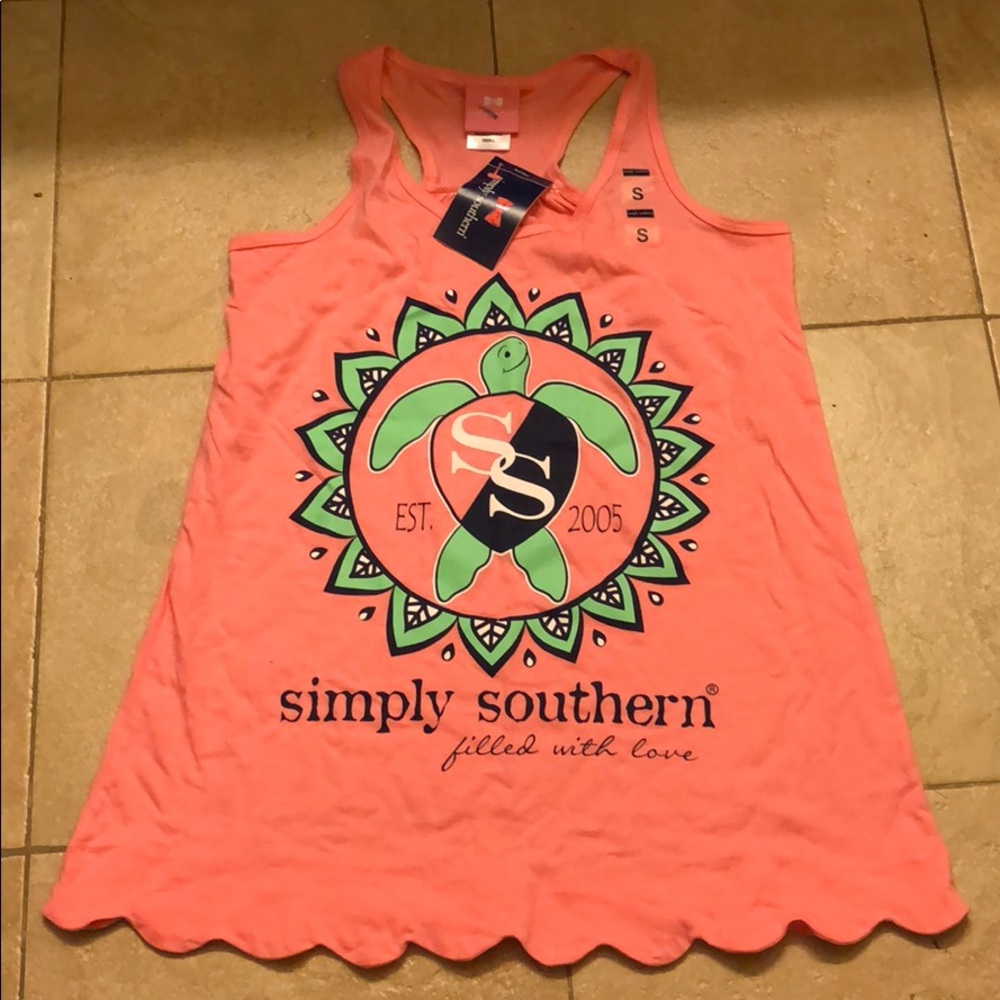 NWT Simply Southern small tank